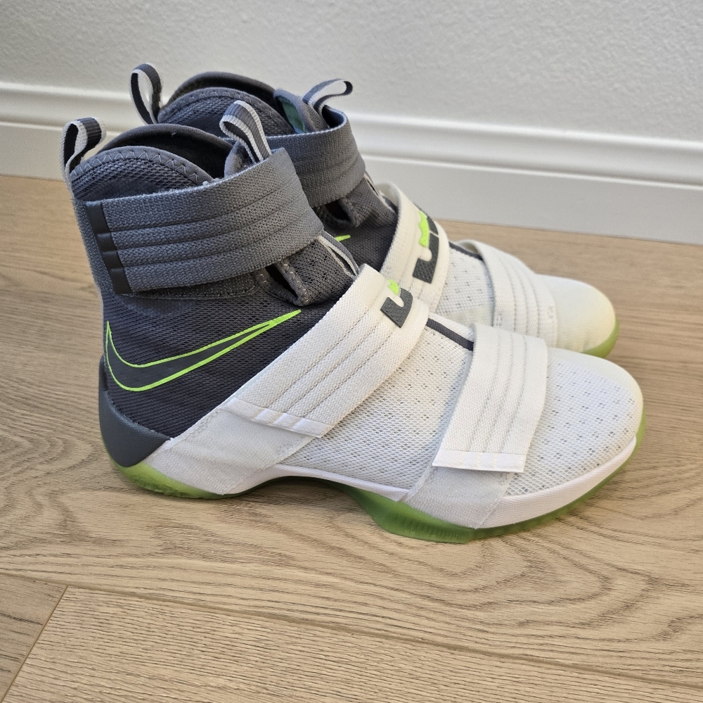 Lebron 10 - Dunkman